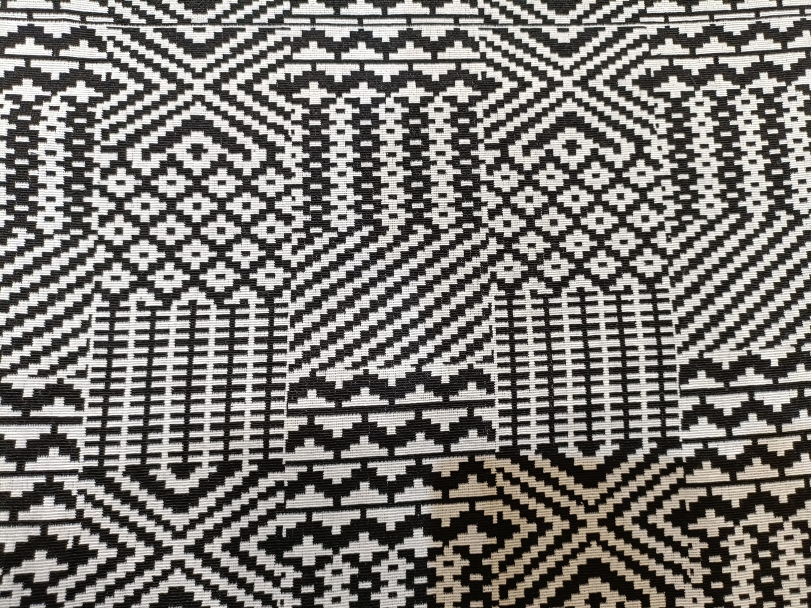 Poly cotton jacquard fabric woven in black and white ANPCT58