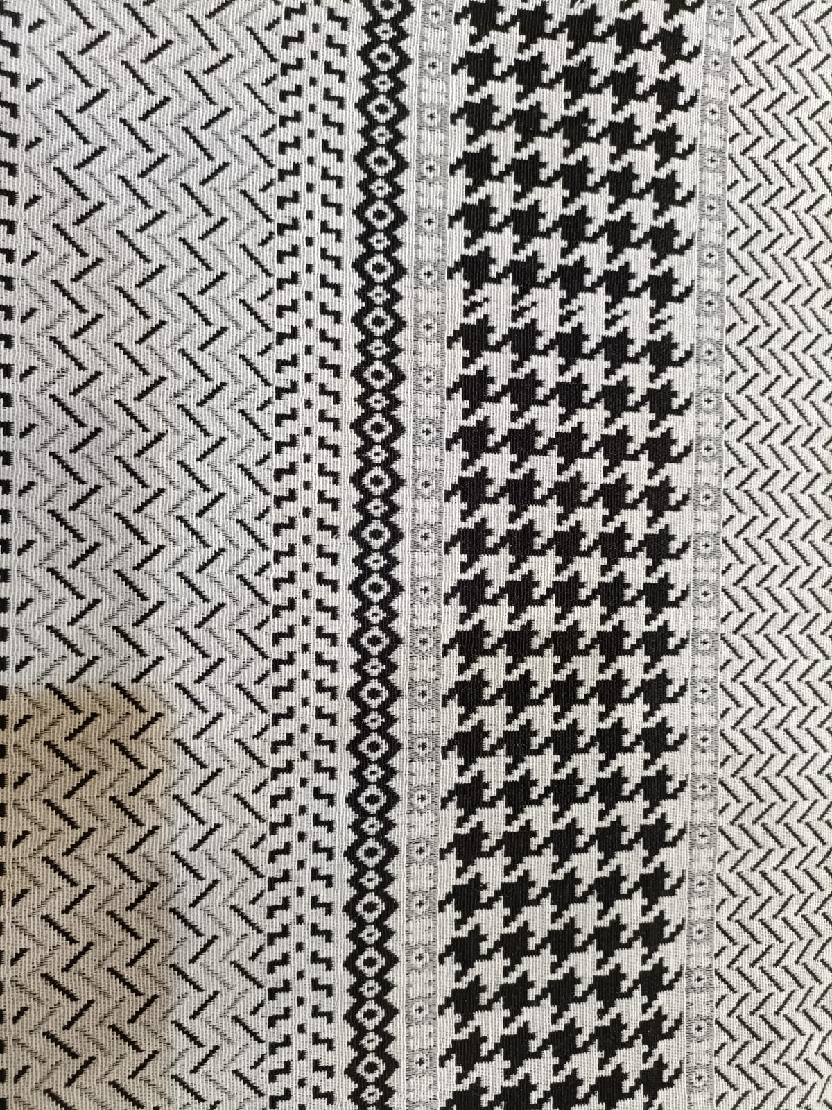 Poly cotton jacquard fabric woven in black and white ANPCT69