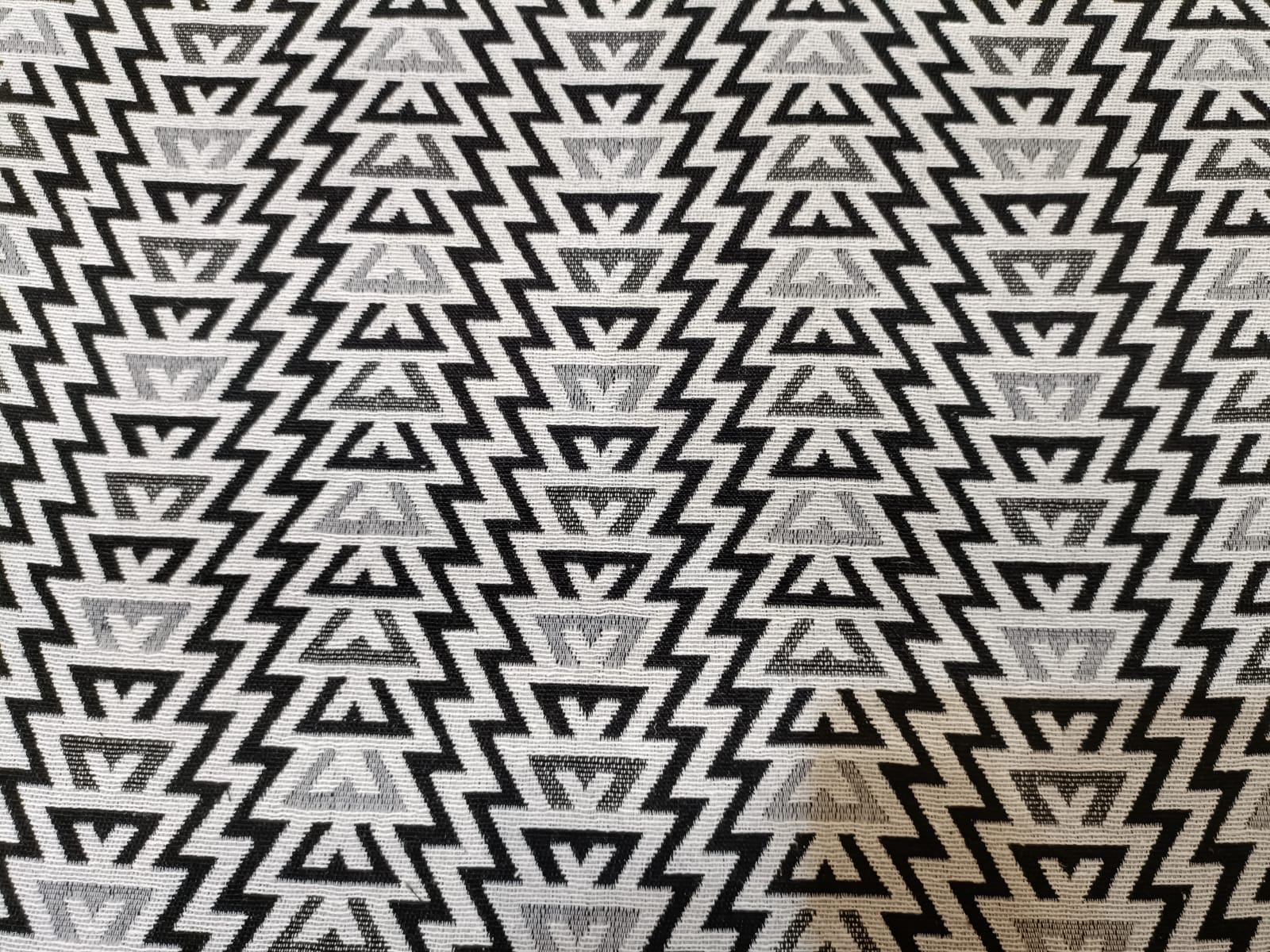 Poly cotton jacquard fabric woven in black and white ANPCT70