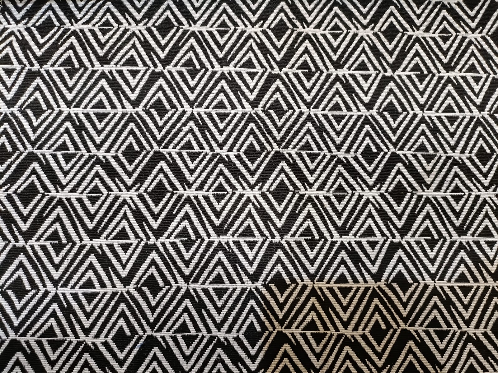 Poly cotton jacquard fabric woven in black and white ANPCT86
