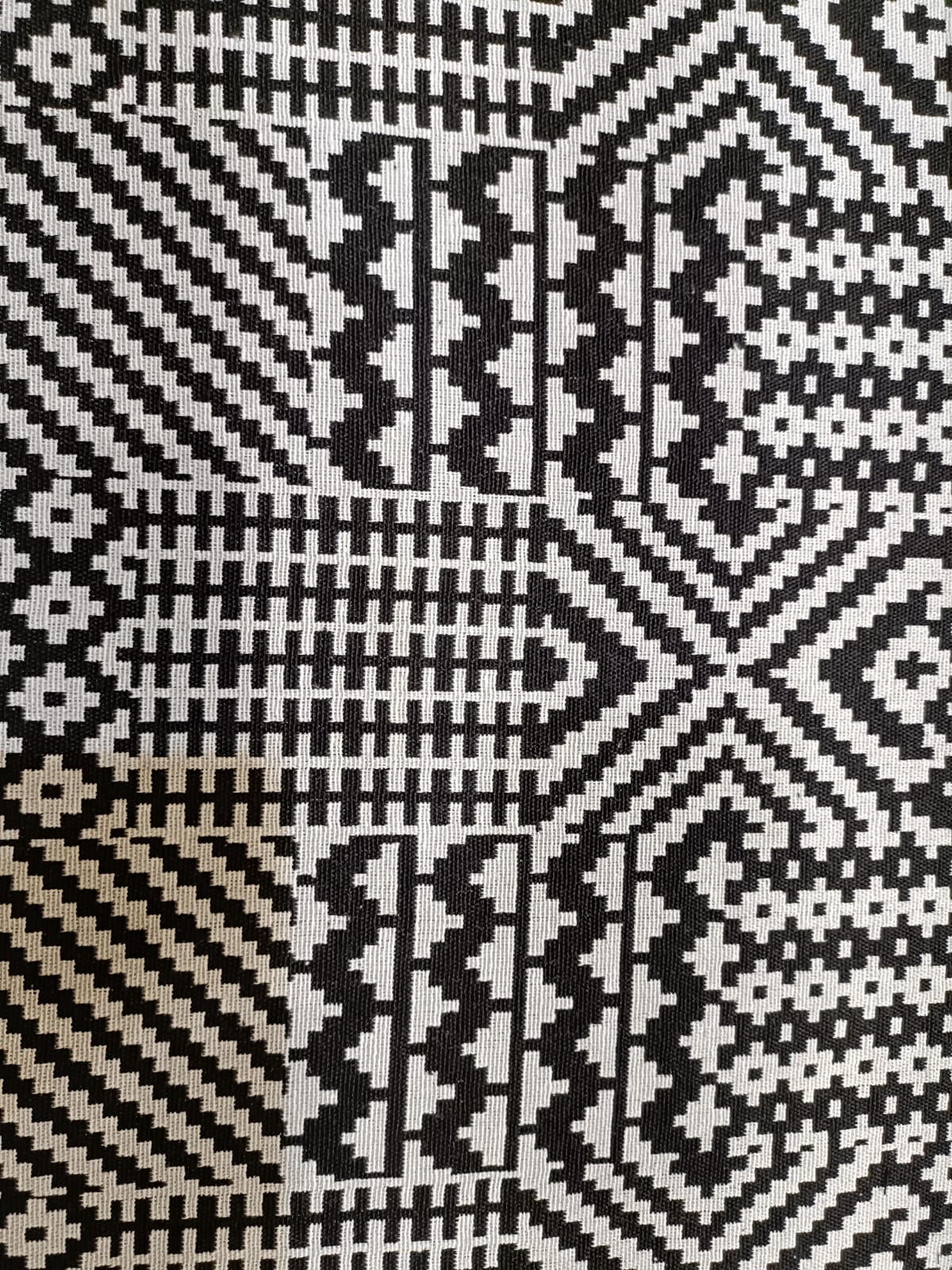 Poly cotton jacquard fabric woven in black and white ANPCT93