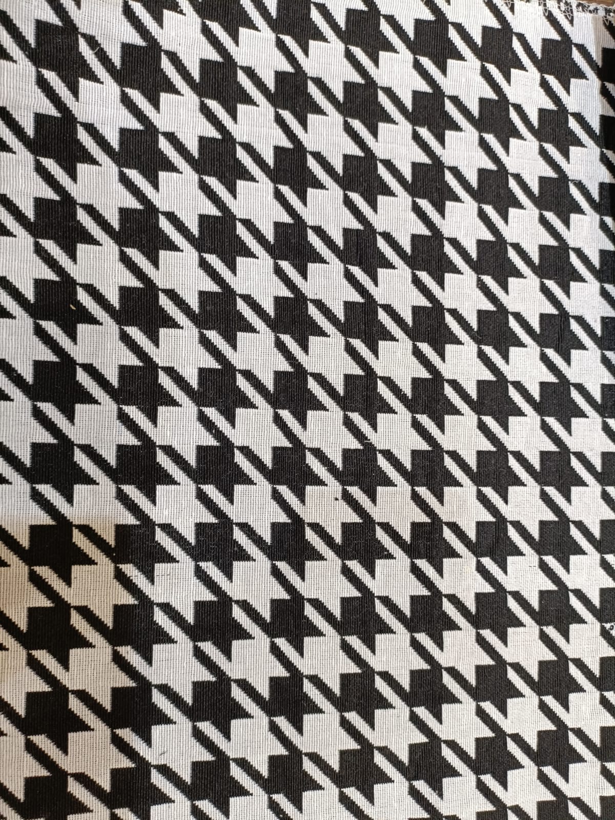Poly cotton jacquard fabric woven in black and white ANPCT102