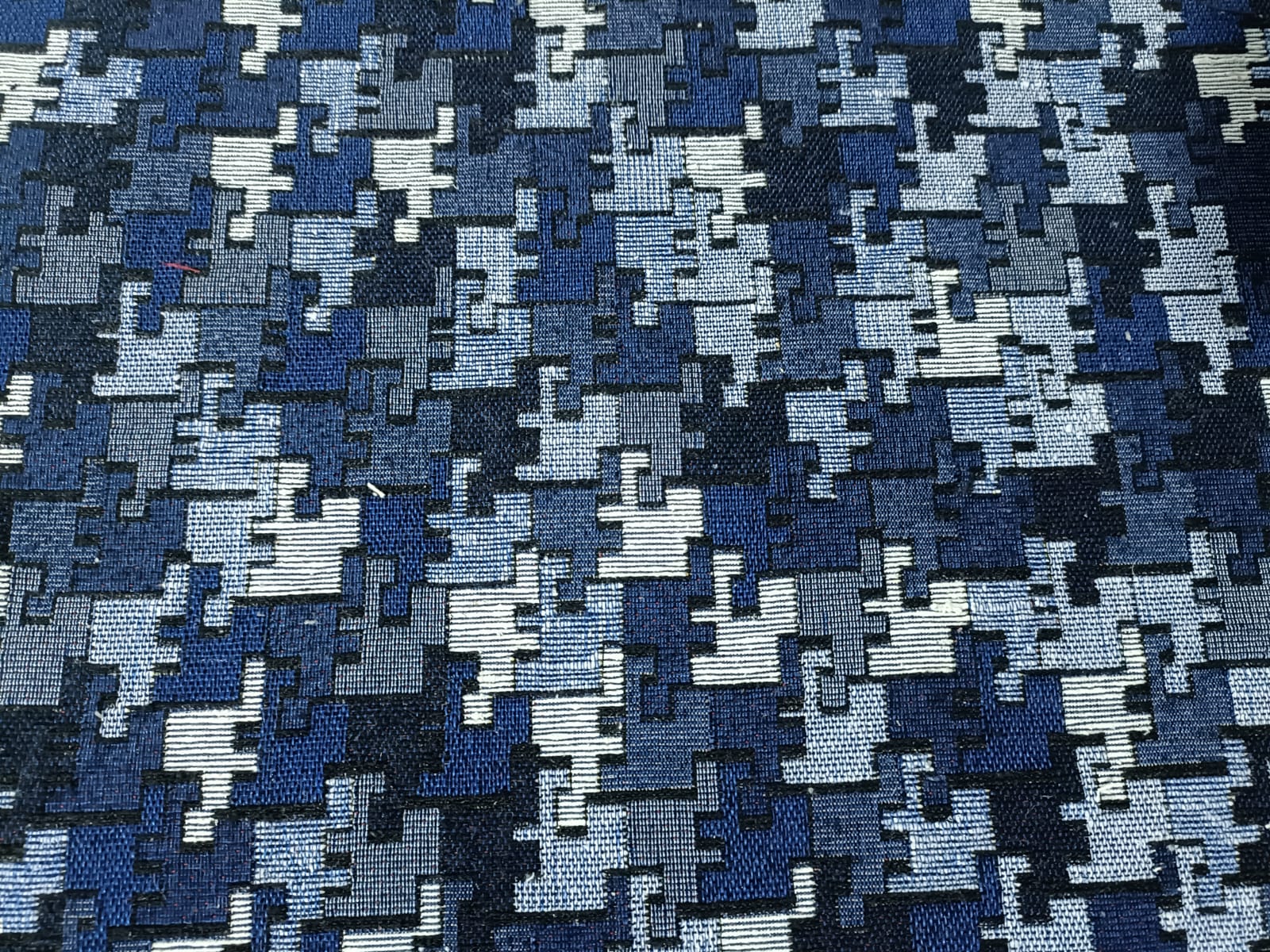 Poly cotton jacquard fabric in multicolor ANPCT641